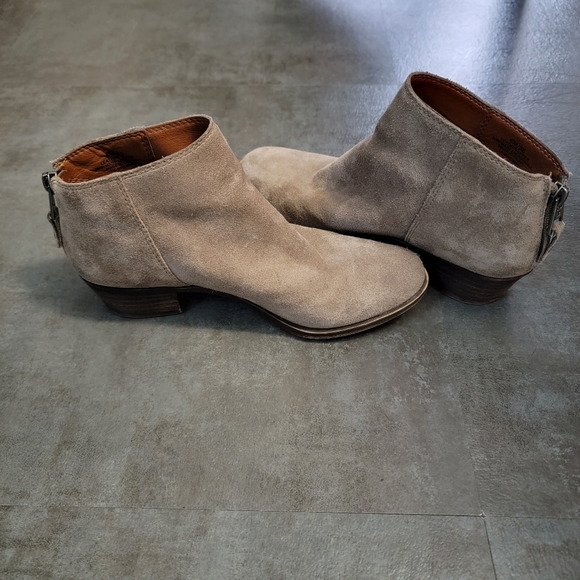 Lucky Brand Bremma Bootie, Women's, Size 6 - Picture 3 of 9